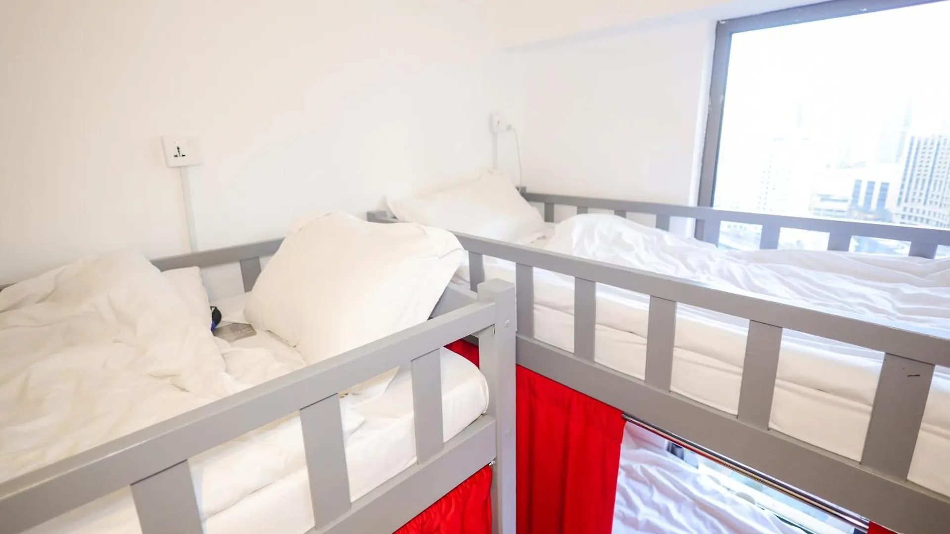 Lunar Hostel - Jbr Dubai Birleşik Arap Emirlikleri